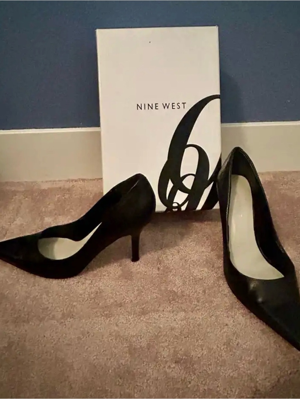 Nine West Black Pointed-Toe Mid Kitten Heels